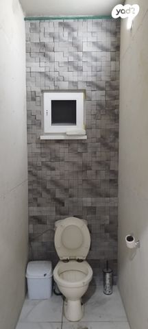 מבני תעשיה, 854 1, כיסרא סומיע, כיסרא סומיע