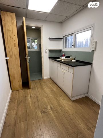 משרדים, הנביאים 13, הצפון הישן - דרום, תל אביב יפו