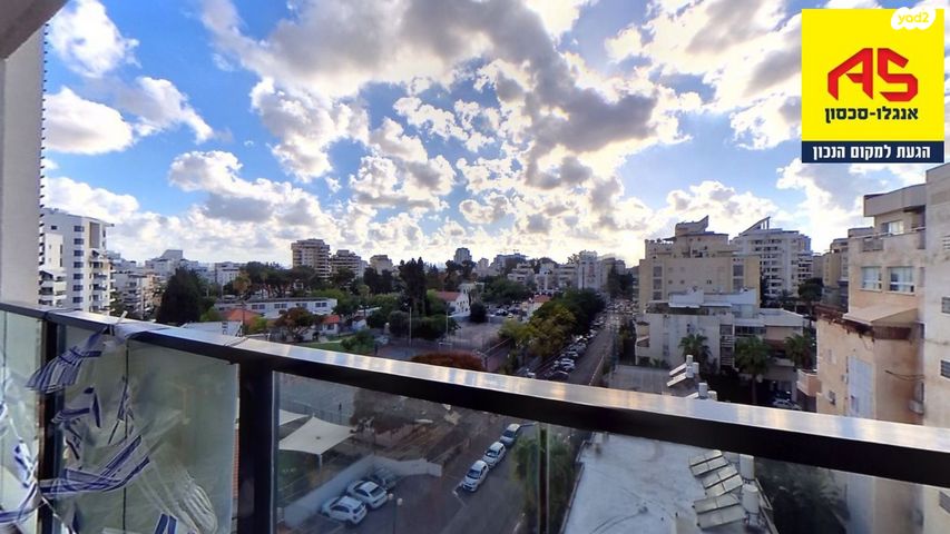 דירה, אסירי ציון, הוד השרון