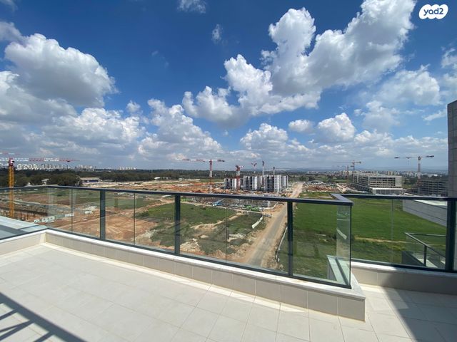 גג/ פנטהאוז, כנען, בית בפארק ,פרדס בחסכון, אור יהודה