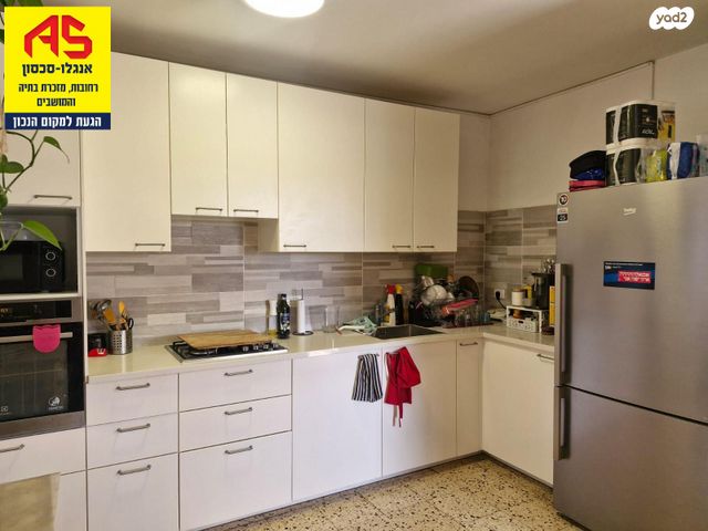 כללי, אהרון שקולניק, ג' / מרכז מזרח העיר, רחובות