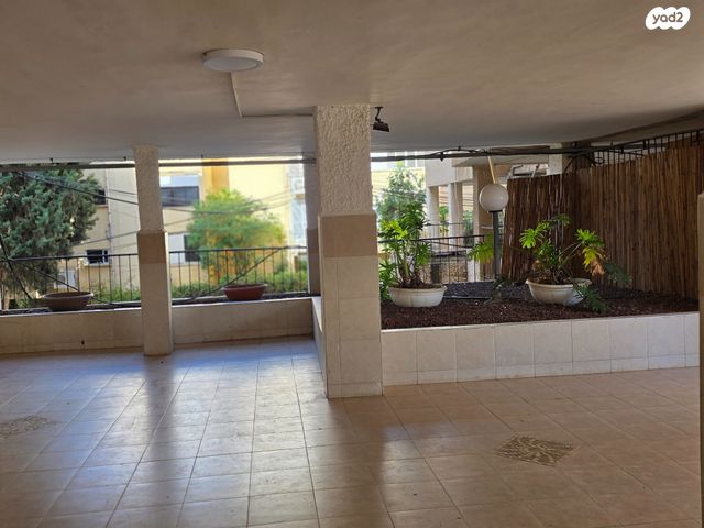 דירה, הרב בר שאול, רחובות