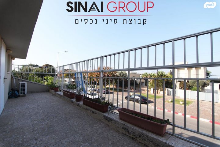 דו משפחתי, עמק חפר, נתניה