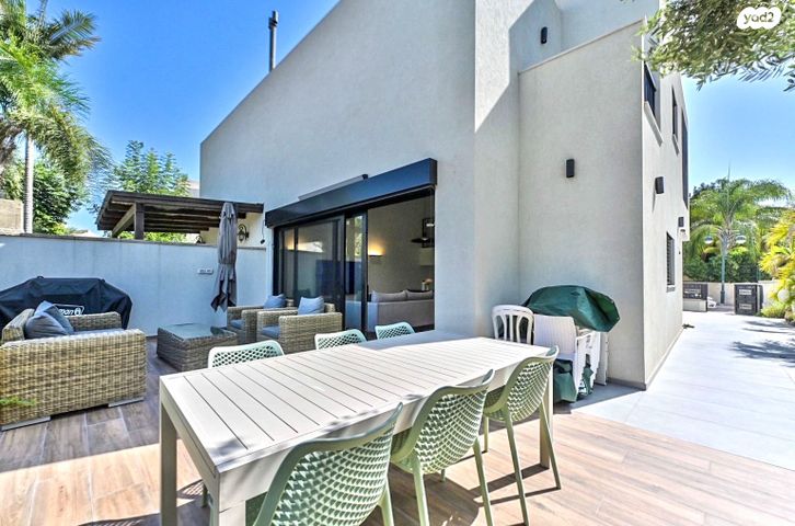 דו משפחתי, גני איריס, נס ציונה