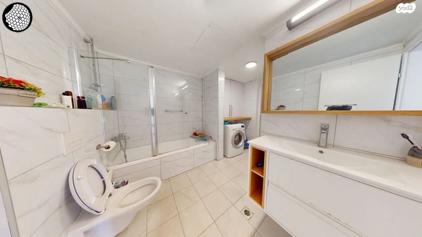 דירה, יצחק שמיר, גבעת הרקפות, קרית ביאליק