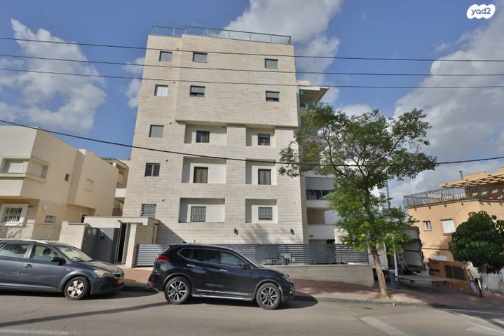 דירת גן, הרצל 29, קרית אתא