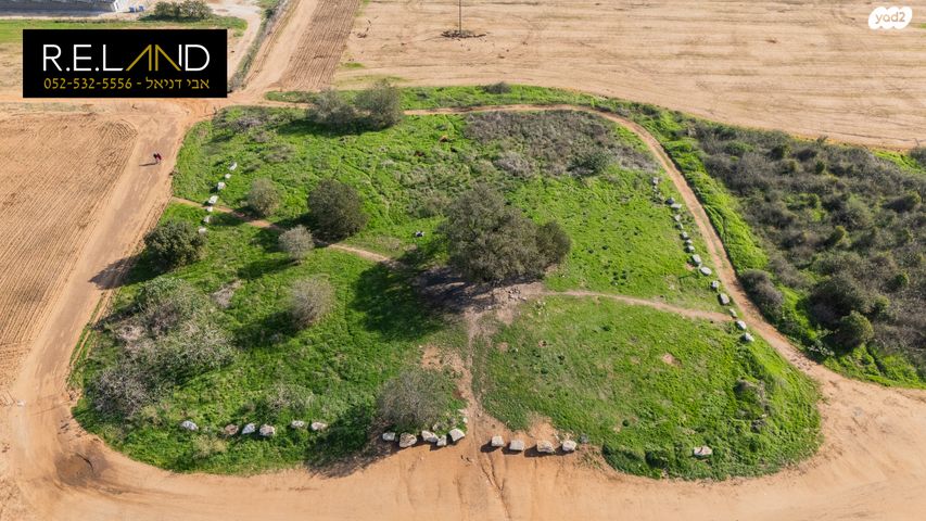 דו משפחתי, פרדס חנה כרכור
