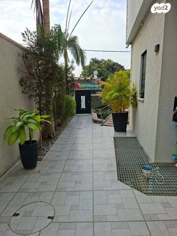 בית פרטי/ קוטג', זלמן שניאור, קרית מטלון, פתח תקווה