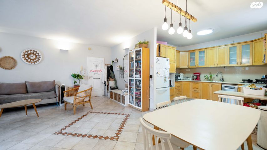 דירה, אריה בן אליעזר 47, נווה יהושע, ערמונים, רמת גן