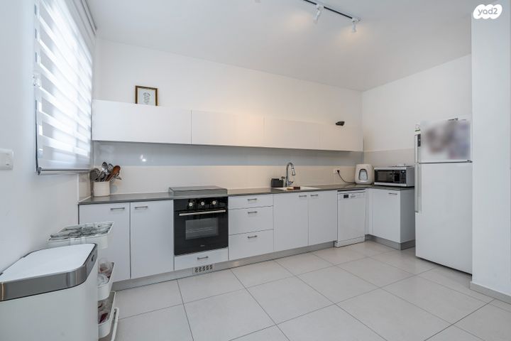 דירה, לבונה, אור ים, אור עקיבא