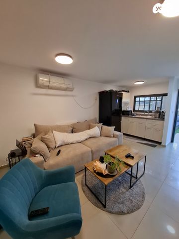 דו משפחתי, יפתח 17, הנחלים, כפר יונה