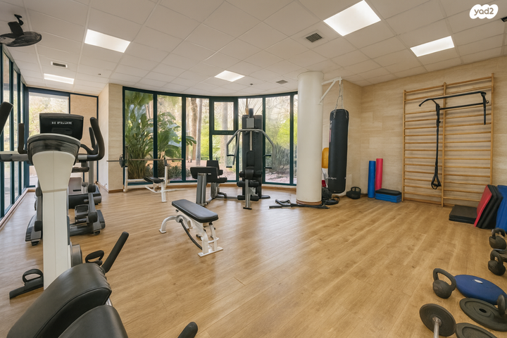 גג/ פנטהאוז, אביגדור סטימצקי, הגוש הגדול, רמת אביב החדשה, נופי ים, תל אביב יפו