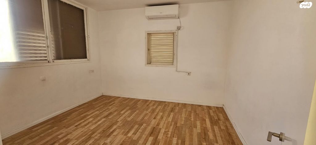 גג/ פנטהאוז, הרב קפאח, גרין ועם, חולון