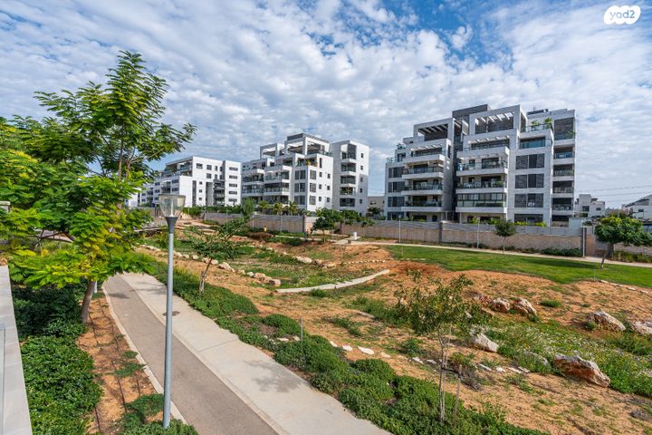 דירה, לבונה, אור ים, אור עקיבא