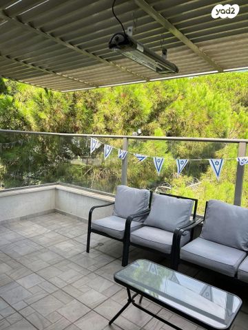 בנימין ד'ישראלי 