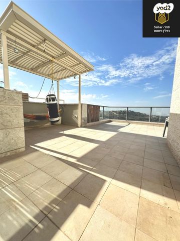 גג/ פנטהאוז