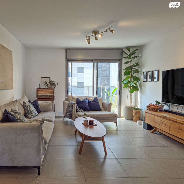 שרה אהרונסון 