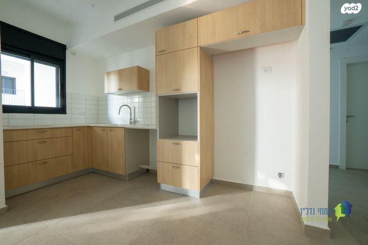 דירה, יד לבנים, רמת גן