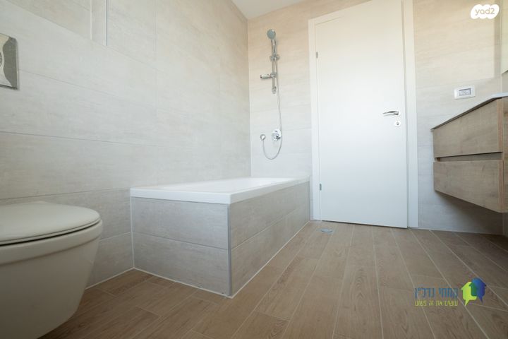 דירה, יד לבנים, רמת גן