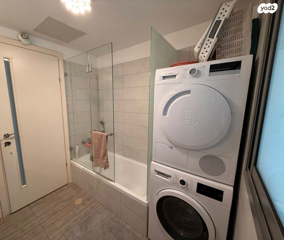 דירה, האשל, שכונת יהלום, מרכז העיר ב, רמת גן