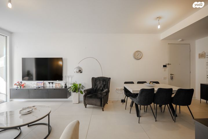 דירה, אחד העם 13, לב תל אביב, לב העיר צפון, תל אביב יפו