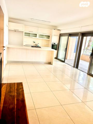 דירה, הגוש הגדול, רמת אביב החדשה, נופי ים, תל אביב יפו