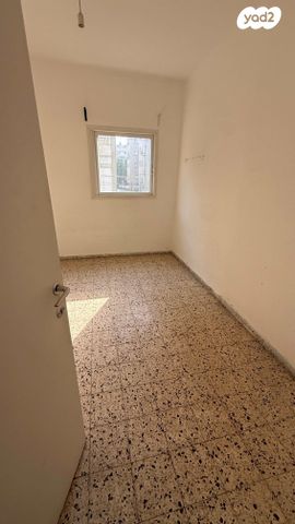 דירת גן, אריה בן אליעזר 10, רמז, מערב ותיק, ראשון לציון