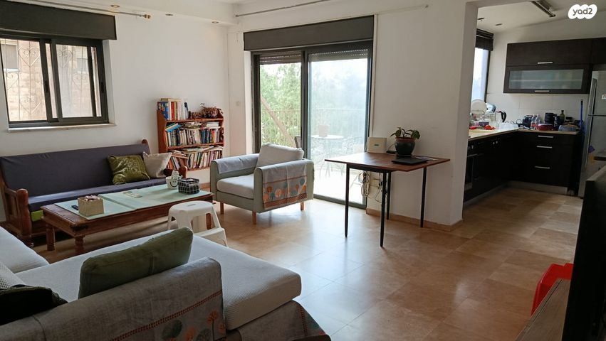 דירה, התקופה 6, גבעת הורדים, רסקו, ירושלים