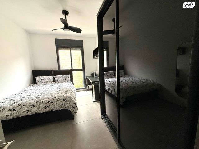 דירה, אשכולות, עמק הכרמל, נשר