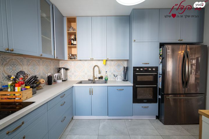 דירה, שמעון פרס, מורשת, מודיעין מכבים רעות