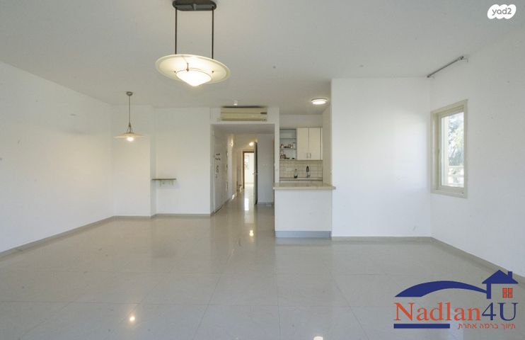 גג/ פנטהאוז, ההסתדרות, הרצליה הצעירה, הרצליה