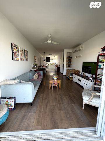 דירה, הראשונים, קרית חיים מזרחית, חיפה