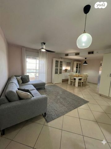 דירה, בן אהרון 3, קרית מלאכי