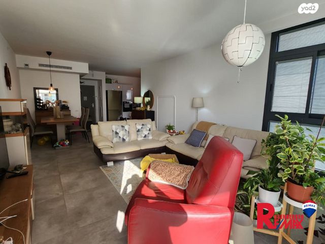 נורית הירש 9