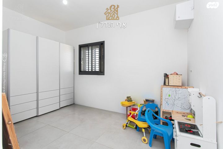 דירה, משולש עין כרמל, עתלית