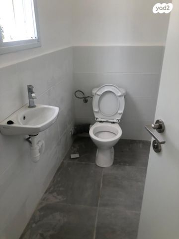 דירה, שונצינו, מונטיפיורי, הרכבת, תל אביב יפו