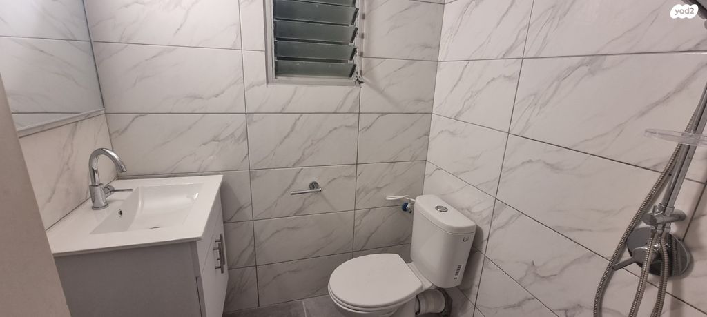 דירת גן, קיסריה