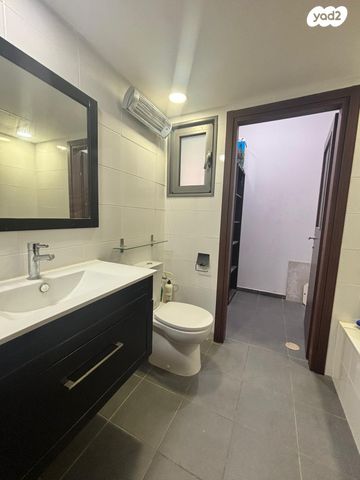 דירה, הסירה, יבנה