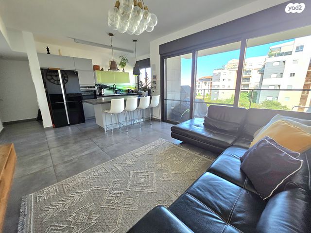 דירה, משה וילנסקי, נווה זמר, רעננה