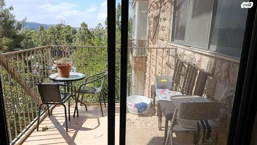 דירה, התקופה 6, גבעת הורדים, רסקו, ירושלים