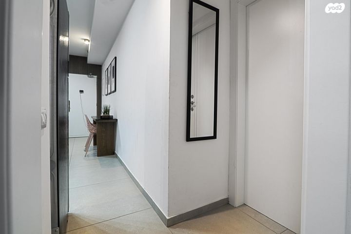 דירת גן, אלמוגים 25, המאפיה, מרכז העיר, אילת