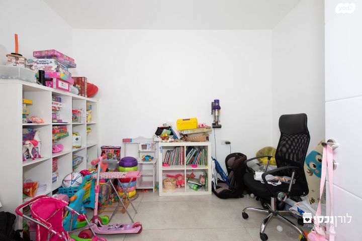 דירת גן, אהוד דולינסקי, רמת אהרון, רחובות