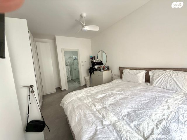 דירה, אשכולות, עמק הכרמל, נשר