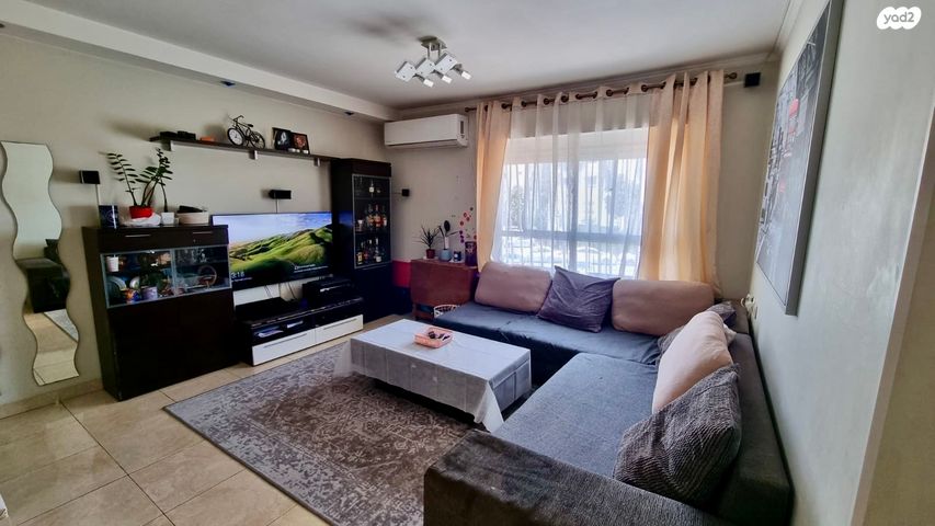 דירה, אהרון לובלין, גני אביב, לוד