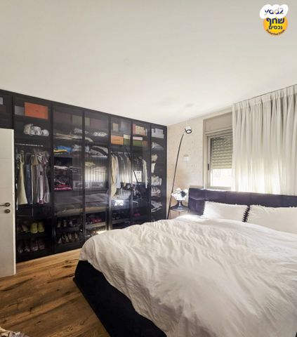 דירה, משה סנה, הדר המושבות החדשה / אם המושבות החדשה, פתח תקווה