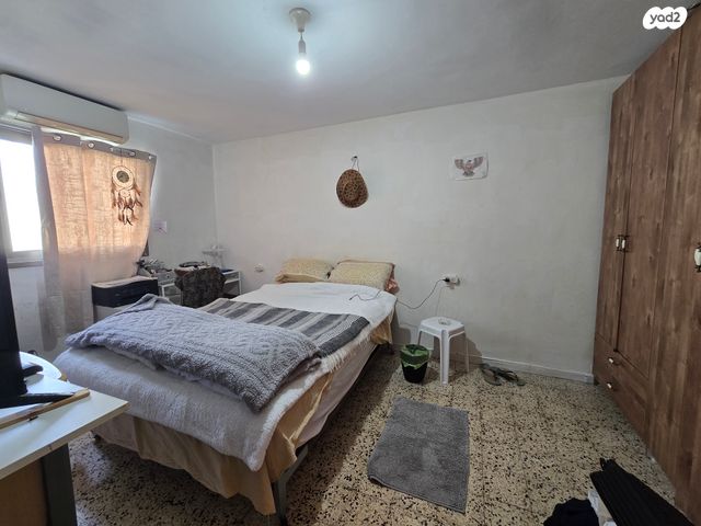 דירה, רמות ויצמן, יבנה