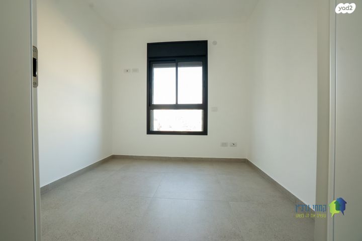 דירה, יד לבנים, רמת גן