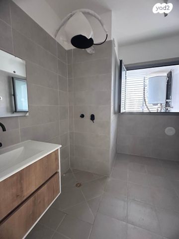 דירה, יצחק שמיר, בית בפארק ,פרדס בחסכון, אור יהודה