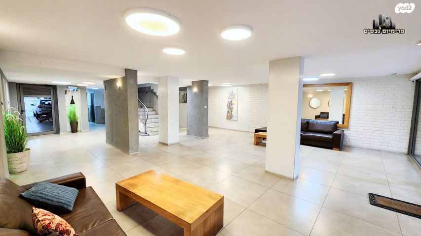 דירה, דוד רמז, עיר, מרכז העיר, נהריה