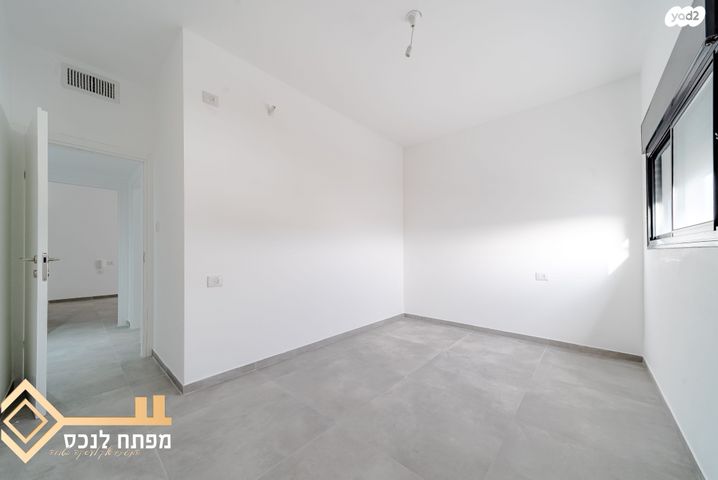 דירה, אריאל שרון, נווה שרון / שער העיר, נתיבות